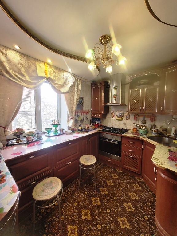 Продажа 2-комнатной квартиры, Севастополь, Горпищенко,  53