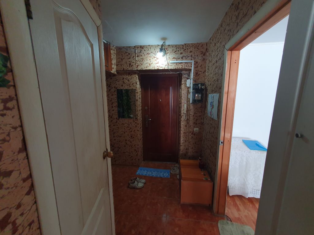 Продажа 1-комнатной квартиры, Севастополь, Октябрьской Революции просп.,  37