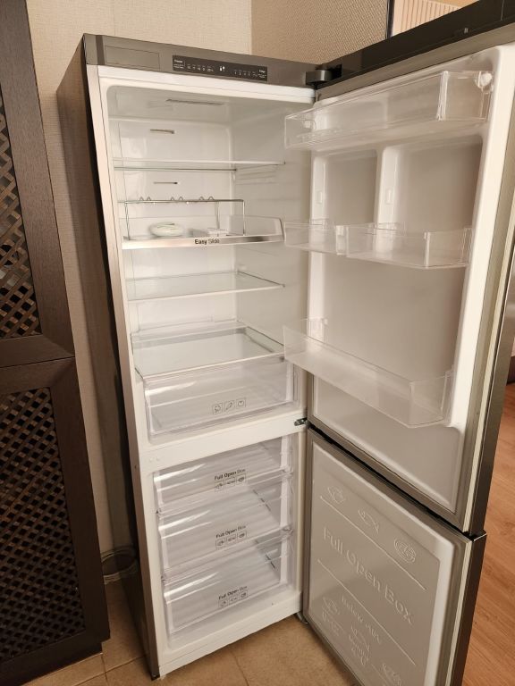 Продажа 4-комнатной квартиры, Севастополь, Античный просп.,  6