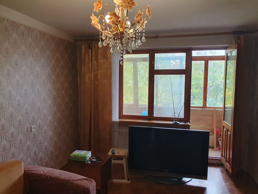 Продажа 2-комнатной квартиры, Севастополь, Хрусталева,  91