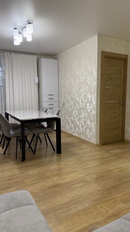 Продажа 2-комнатной квартиры, Севастополь, Блюхера Василия,  10