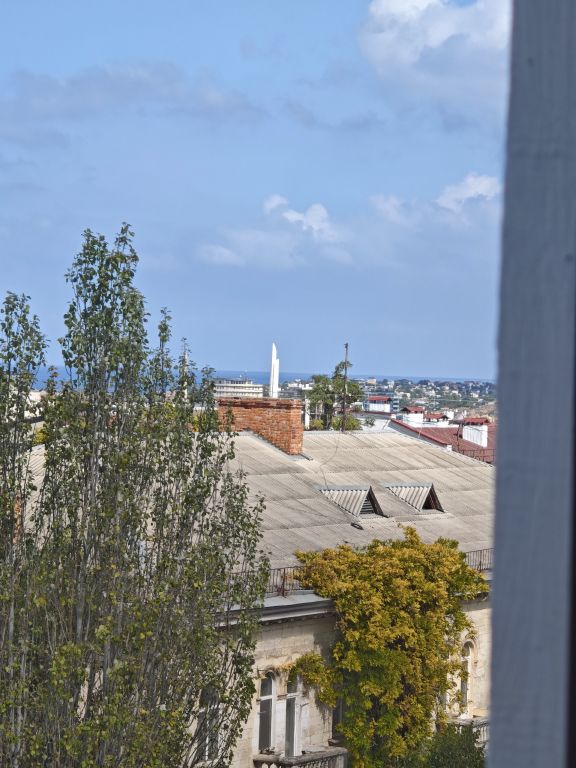 Продажа 2-комнатной квартиры, Севастополь, Гоголя,  15