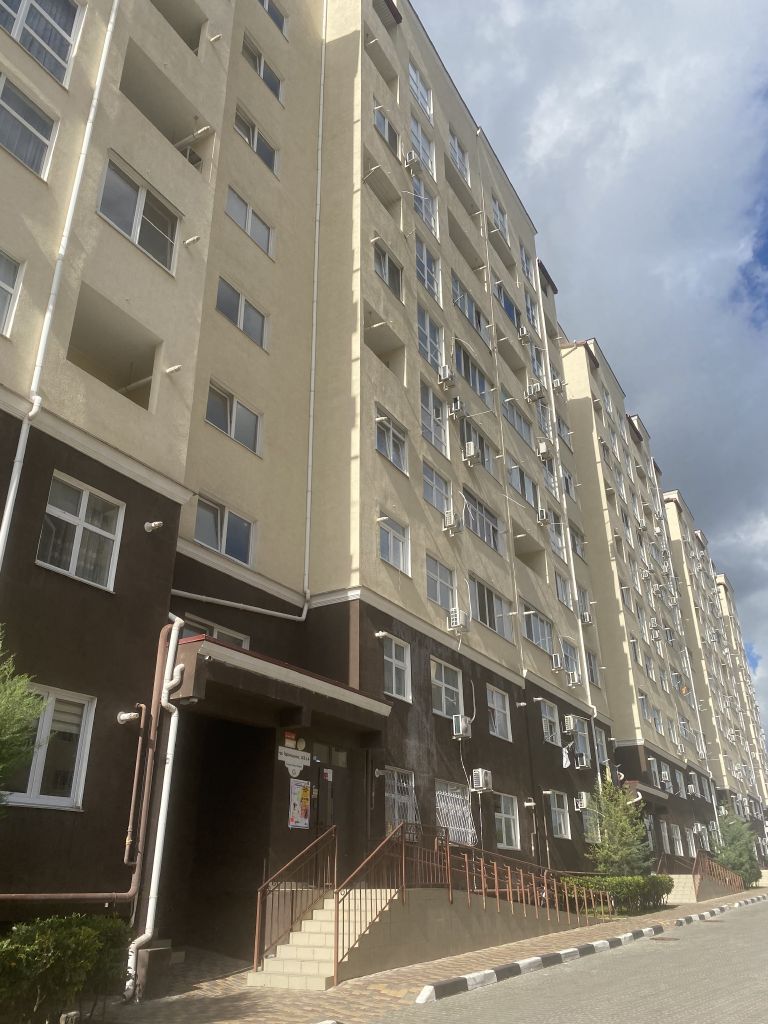 Продажа 1-комнатной квартиры, Севастополь, Горпищенко,  143 корп.3