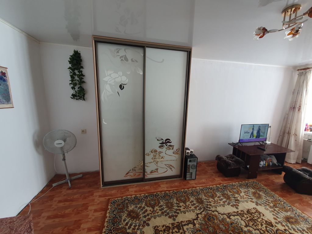 Продажа 1-комнатной квартиры, Севастополь, Октябрьской Революции просп.,  37