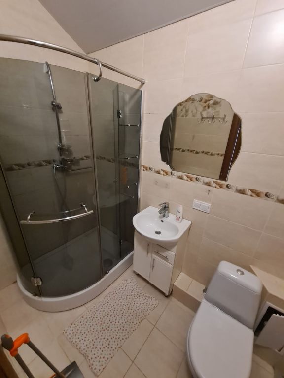 Продажа 4-комнатной квартиры, Севастополь, Античный просп.,  6