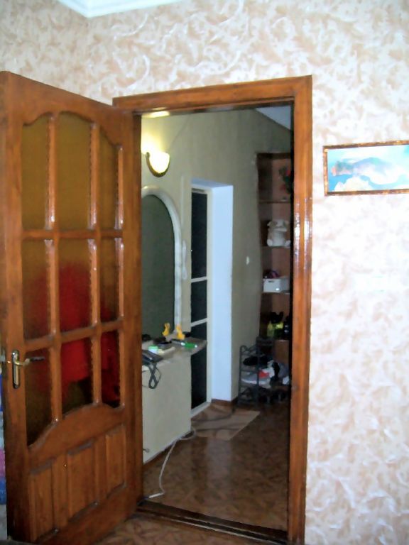 Продажа 2-комнатной квартиры, Севастополь, Адмирала Октябрьского,  13