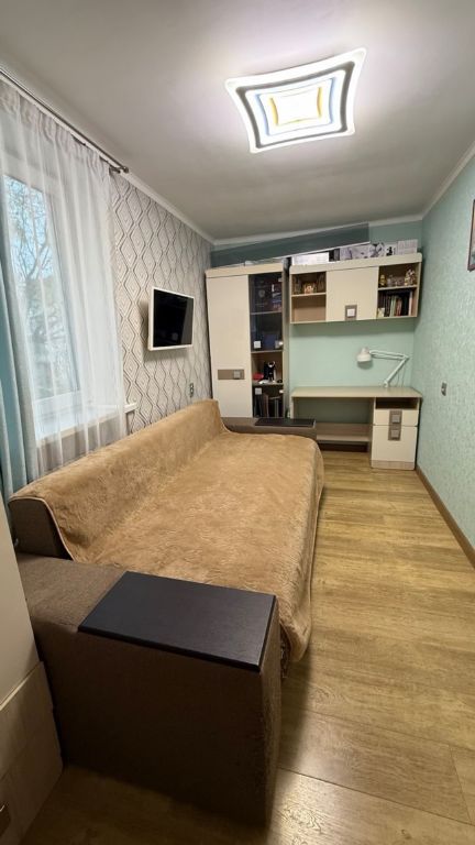 Продажа 2-комнатной квартиры, Севастополь, Блюхера Василия,  10